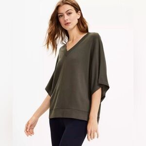 Lou & Grey SignatureSoft Deep Green V-Neck Dolman Sleeve Top Size S